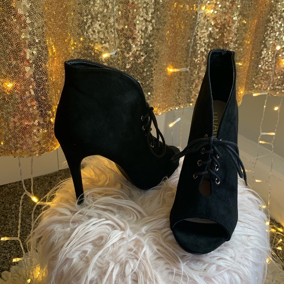 Like New‼️Liliana Peep Toe Booties 🎀 - Picture 2 of 4